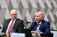 Novo Código Civil deve propor valores para século 21, diz ministro argentino