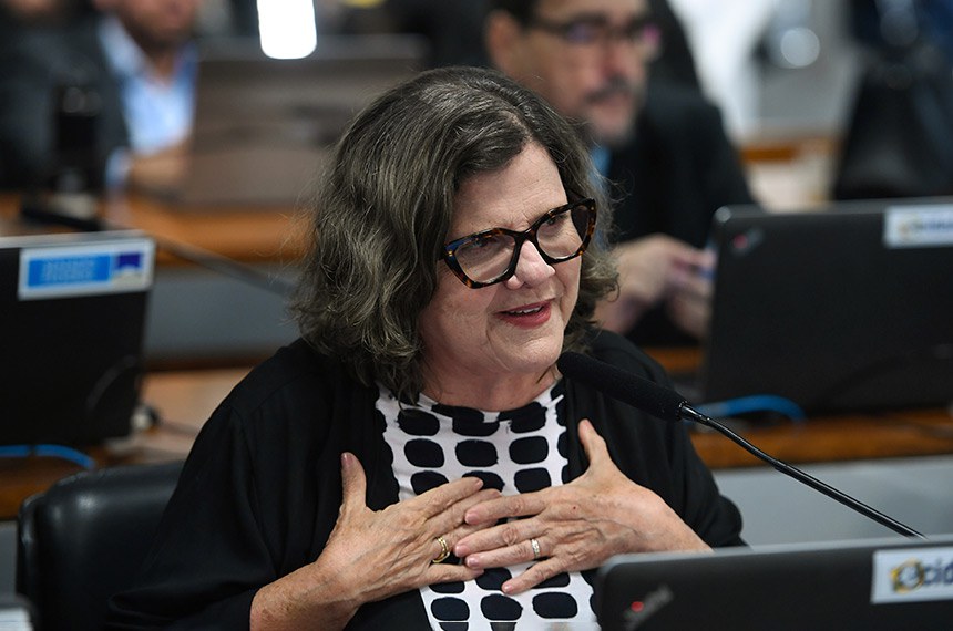 Em pronunciamento, à bancada, relatora do PL 2.798/2022, senadora Teresa Leitão (PT-PE).