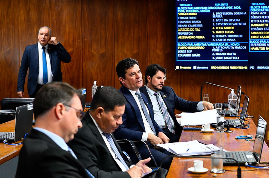 Bancada:
senador Flávio Bolsonaro (PL-RJ); 
senador Hamilton Mourão (Republicanos-RS); 
senador Sergio Moro (União-PR); 
senador Marcos do Val (Podemos-ES).