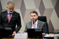 CCJ adia análise de proibição de cobrança por escolha de assento em aviões