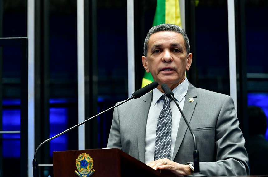 Em discurso, à tribuna, senador Mecias de Jesus (Republicanos-RR).