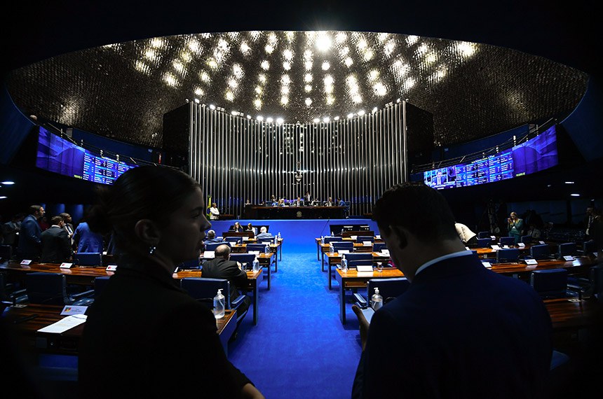 Mesa: 
senadora Soraya Thronicke (Podemos-MS);
líder do governo no Senado Federal, senador Jaques Wagner (PT-BA);
presidente do Senado Federal, senador Rodrigo Pacheco (PSD-MG); 
secretário-geral da Mesa do Senado Federal, Gustavo A. Sabóia Vieira;
senador Laércio Oliveira (PP-SE).