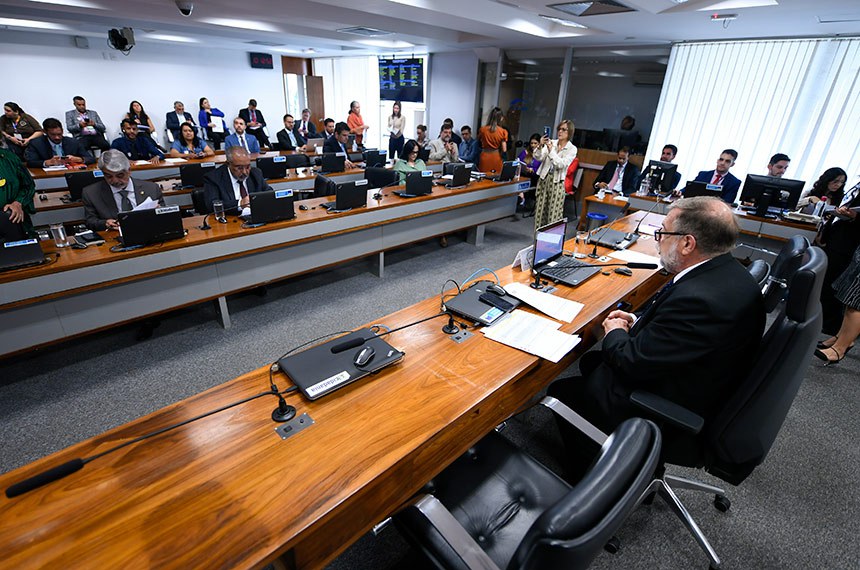 Bancada:
senador Humberto Costa (PT-PE); senador Paulo Paim (PT-RS); senadora Damares Alves (Republicanos-DF).