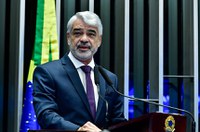 Humberto destaca crescimento do país e ações do governo Lula em Pernambuco
