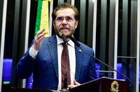 Plínio alerta para influência de fundações americanas em obras da BR-319