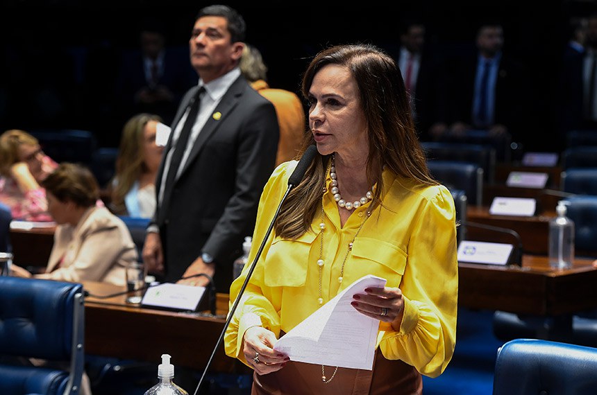 Em pronunciamento, à bancada, senadora Professora Dorinha Seabra (União-TO).
