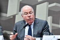 CRE ouve Mauro Vieira, ministro das Relações Exteriores, na quinta