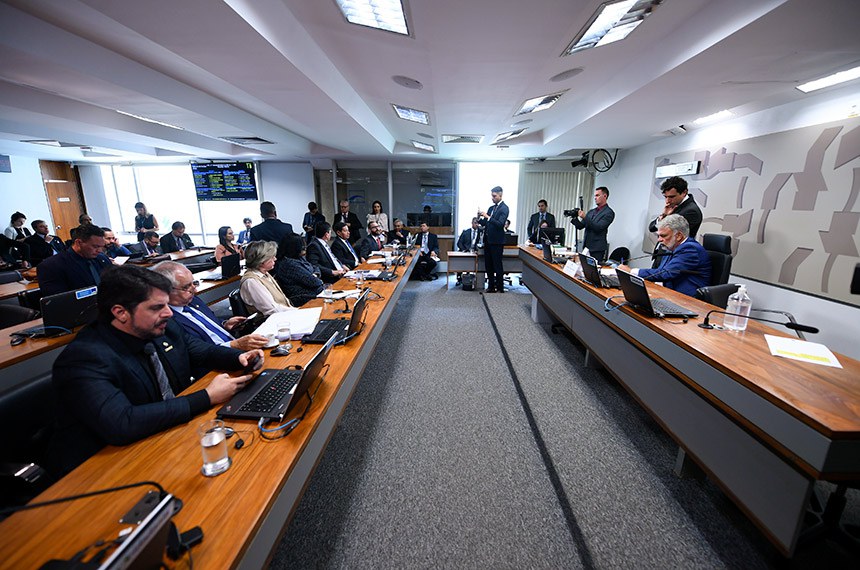 Bancada:
senador Marcos do Val (Podemos-ES); 
senador Izalci Lucas (PSDB-DF);
senadora Margareth Buzetti (PSD-MT); 
senadora Damares Alves (Republicanos-DF); 
senador Sergio Moro (União-PR); 
senador Hamilton Mourão (Republicanos-RS);
senador Jorge Seif (PL-SC).