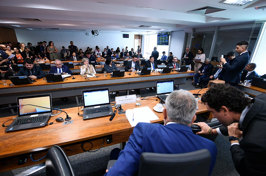 Bancada:
senador Marcos do Val (Podemos-ES); 
senador Izalci Lucas (PSDB-DF);
senadora Margareth Buzetti (PSD-MT); 
senadora Damares Alves (Republicanos-DF); 
senador Sergio Moro (União-PR); 
senador Hamilton Mourão (Republicanos-RS);
senador Jorge Seif (PL-SC).