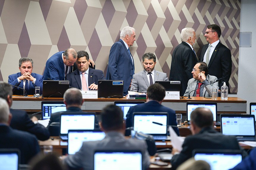 Mesa: 
senador Efraim Filho (União-PB); 
senador Rogerio Marinho (PL-RN);
presidente da CCJ, senador Davi Alcolumbre (União-AP); 
senador Otto Alencar (PSD-BA);
vice-presidente da CCJ, senador Marcos Rogério (PL-RO);
senador Jaques Wagner (PT-BA); 
senador Jorge Kajuru (PSB-GO).