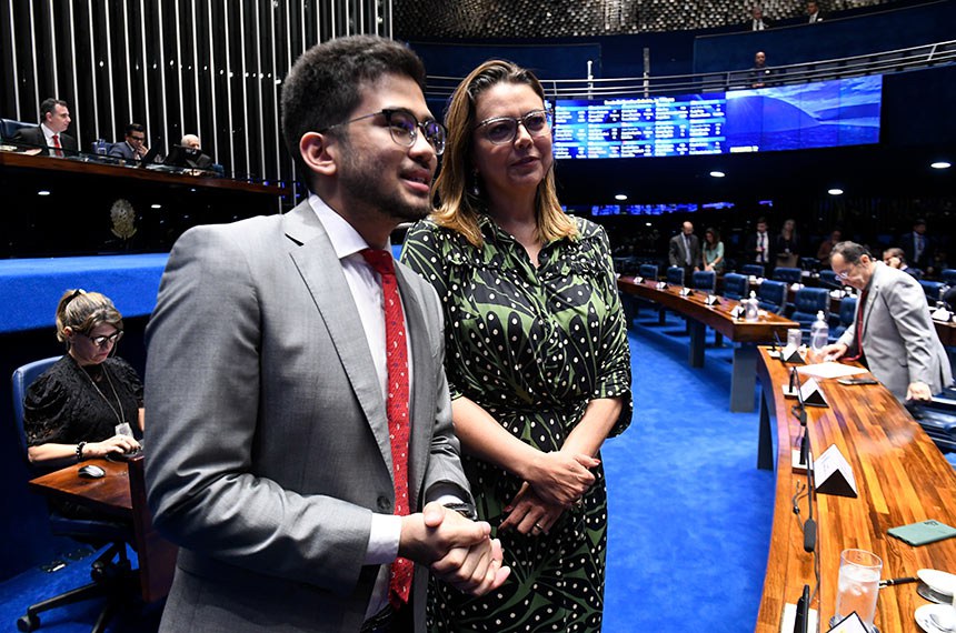 (E/D): 
autor do PL 2.796/2021, deputado Kim Kataguiri (União-SP); 
senadora Leila Barros (PDT-DF).