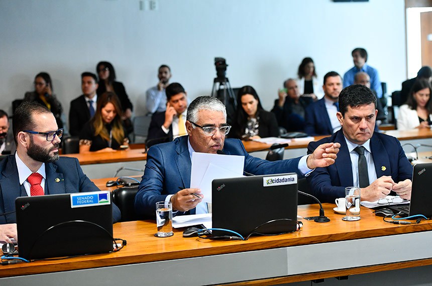 Bancada:
senador Jorge Seif (PL-SC); 
senador Eduardo Girão (Novo-CE) em pronunciamento; 
senador Sergio Moro (União-PR).