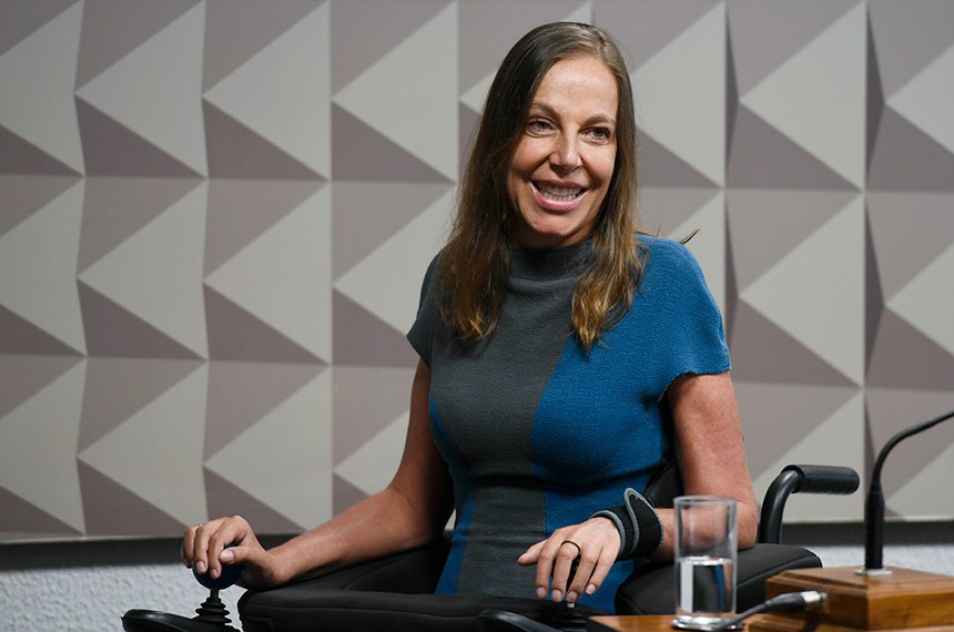 Em destaque, relatora da CMMIR, senadora Mara Gabrilli (PSDB-SP).