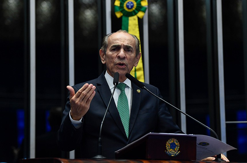 Em discurso, à tribuna, senador Marcelo Castro (MDB-PI).