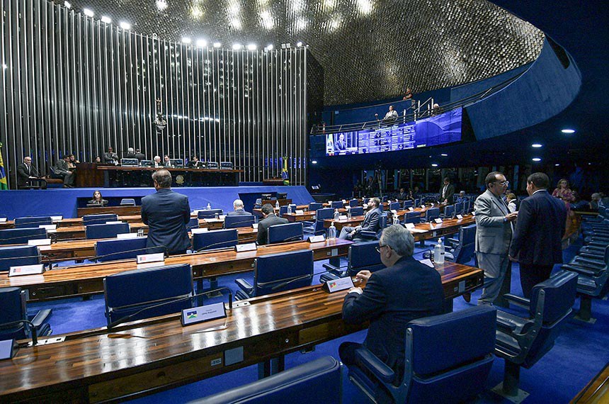Mesa: 
líder do governo no Senado Federal, senador Jaques Wagner (PT-BA); 
presidente do Senado Federal, senador Rodrigo Pacheco (PSD-MG); 
secretário-geral da Mesa do Senado Federal, Gustavo A. Sabóia Vieira. 