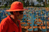 CAS pauta criminalização de infração a medida sanitária durante epidemia