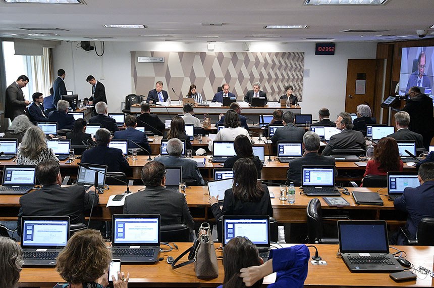 Mesa: 
relator da CJCODCIVIL, professor da Escola Superior de Advocacia da Ordem dos Advogados do Brasil – São Paulo (ESAOABSP), Flávio Tartuce; 
secretária da comissão; 
presidente da CJCODCIVIL, ministro do Superior Tribunal de Justiça (STJ), Luis Felipe Salomão; 
vice-presidente da CJCODCIVIL, ministro do Superior Tribunal de Justiça (STJ), Marco Aurélio Bellizze; 
relatora da CJCODCIVIL, desembargadora aposentada do Tribunal de Justiça de São Paulo (TJSP), Rosa Maria de Andrade Nery.