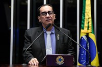 Kajuru pede regulação das redes sociais e acusa Musk de promover desobediência