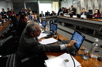 CCJ aprova criação da curadoria parlamentar da Biblioteca do Senado