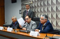 Instalada CPI das Apostas Esportivas; Kajuru é presidente e Romário, relator