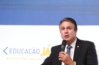 Comissão de Educação recebe ministro Camilo Santana na terça-feira