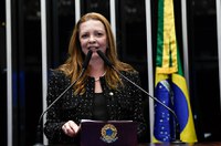 Janaina aplaude lançamento do Minha Casa, Minha Vida Rural e Entidades