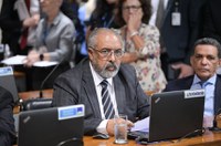 CAE: Laboratórios públicos produzirão remédios para doenças negligenciadas