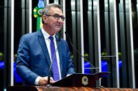 Lucas Barreto defende criminalização de porte e posse de drogas