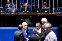 Senado aprova PEC sobre drogas, que segue para a Câmara