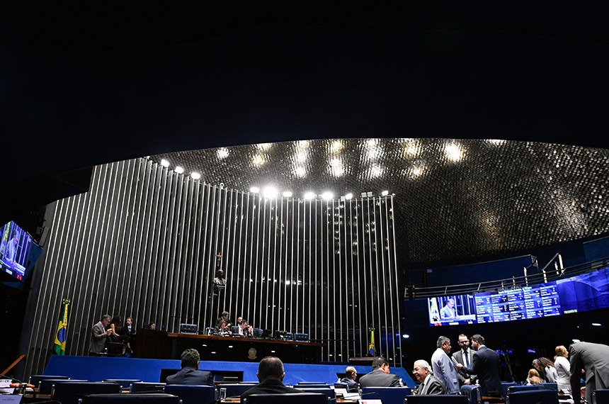 Mesa: 
vice-presidente do Senado Federal, senador Veneziano Vital do Rêgo (MDB-PB);
presidente do Senado Federal, senador Rodrigo Pacheco (PSD-MG);
secretário-geral da Mesa do Senado Federal, Gustavo A. Sabóia Vieira.