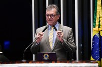 Laércio defende a expansão do ensino profissionalizante no Brasil