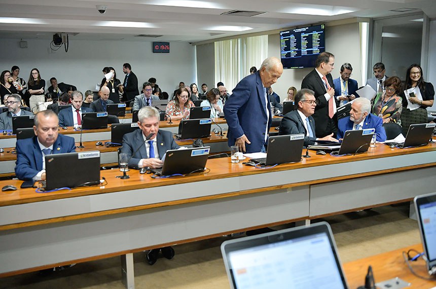 Bancada:
senador Rogerio Marinho (PL-RN); 
senador Jaime Bagattoli (PL-RO) em pronunciamento;
senador Oriovisto Guimarães (Podemos-PR); 
senador Laércio Oliveira (PP-SE);
senador Jaques Wagner (PT-BA).