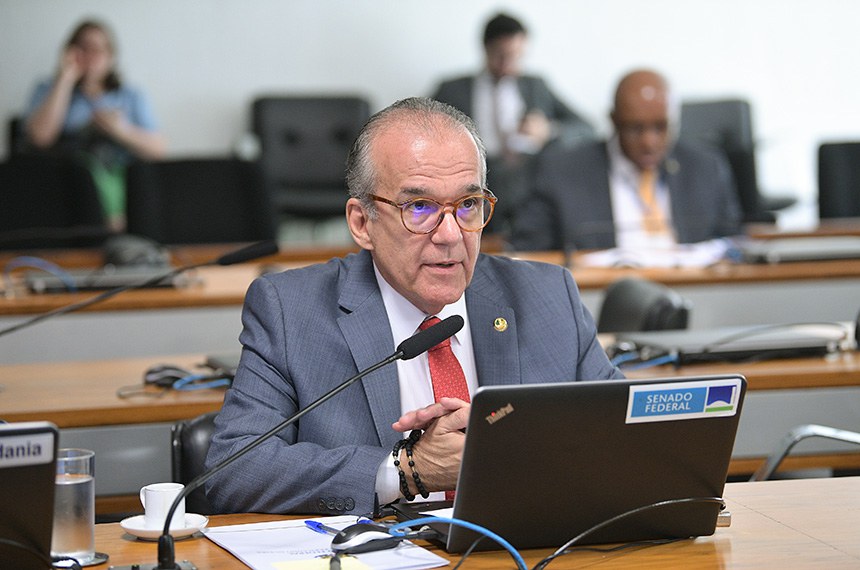 Bancada: 
senador Fernando Dueire (MDB-PE) - em pronunciamento.