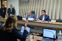 Ministro pede apoio de senadores para criação de Fundo Nacional do Esporte