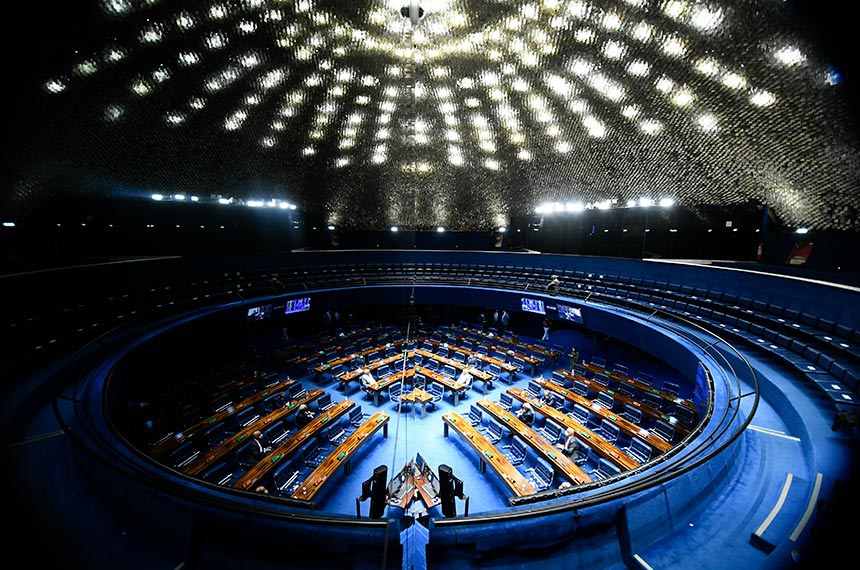 Imagem espelhada da bancada.