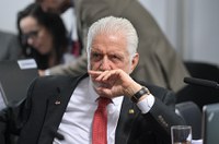 CCJ: votação do seguro obrigatório para veículos será no dia 7