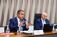 Rui Costa detalha investimentos do PAC e pede apoio de senadores