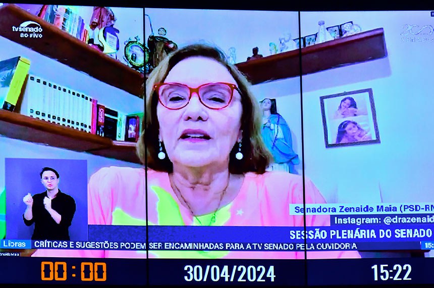 Em pronunciamento, via videoconferência, senadora Zenaide Maia (PSD-RN).