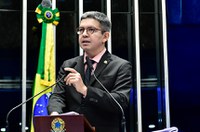 Lei isenta de Imposto de Renda quem ganha dois salários mínimos