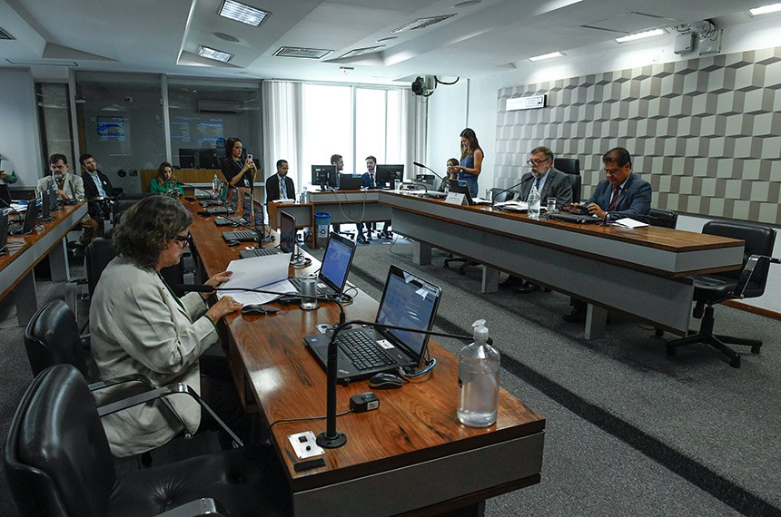 Bancada:
senadora Teresa Leitão (PT-PE).