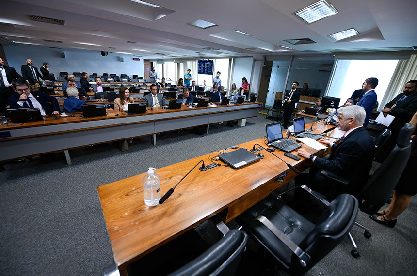 Bancada:
líder do governo no Congresso Nacional, senador Randolfe Rodrigues (Rede-AP); 
líder do governo no Senado Federal, senador Jaques Wagner (PT-BA); 
vice-presidente da CMMC, deputada Socorro Neri (PP-AC); 
relator da CMMC, deputado Sidney Leite (PSD-AM); 
deputado Nilto Tatto (PT-SP); 
senador Alessandro Vieira (MDB-SE); 
senadora Damares Alves (Republicanos-DF).
