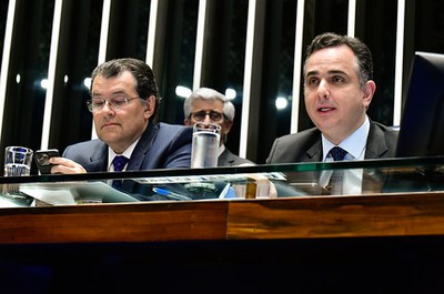 Mesa: 
senador Eduardo Braga (MDB-AM);
presidente do Senado Federal, senador Rodrigo Pacheco (PSD-MG).