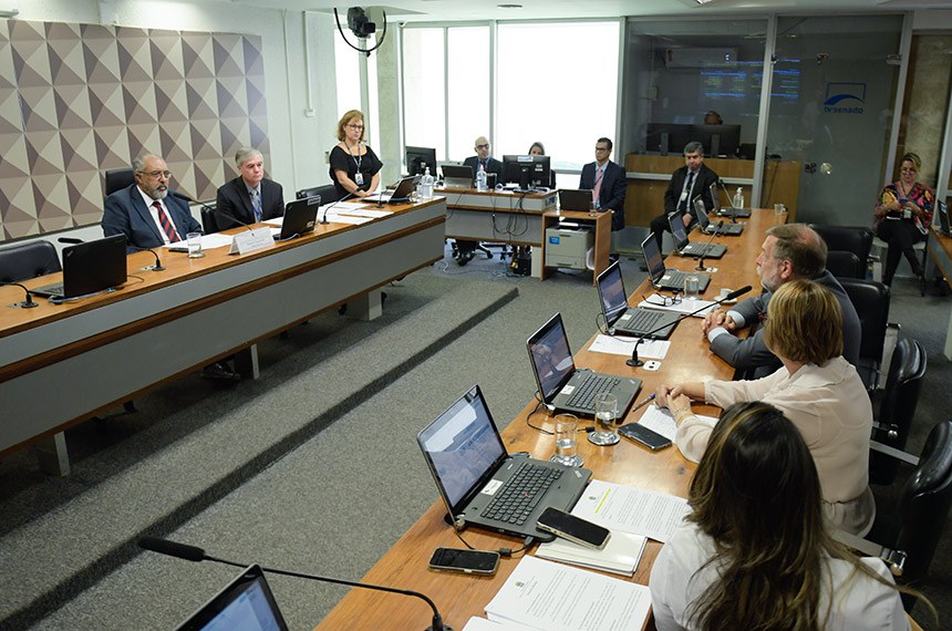 Bancada: 
senador Flávio Arns (PSB-PR); 
relatora do PL 896/2023, senadora Jussara Lima (PSD-PI); 
senadora Ana Paula Lobato (PDT-MA).