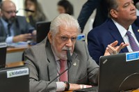 CAE aprova aumento do limite para emissão de títulos do Tesouro no exterior