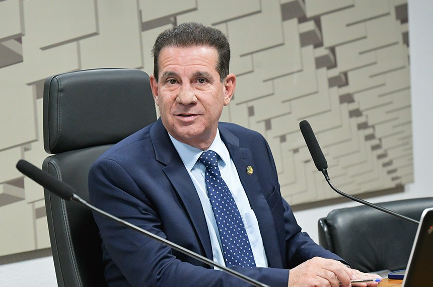 Mesa: 
presidente da CAE, senador Vanderlan Cardoso (PSD-GO).