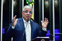 Girão: 'Votar bingos e cassinos agora é uma tragédia em cima de outra tragédia'