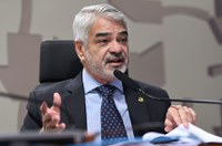 CAS vai promover audiência sobre cancelamento de planos de saúde