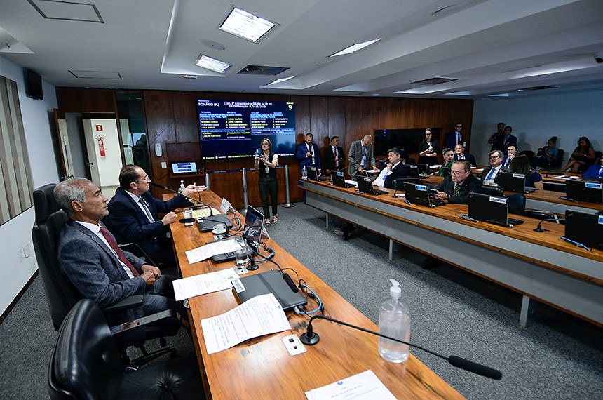 Bamcada:
senador Zequinha Marinho (Podemos-PA); 
senador Carlos Portinho (PL-RJ).