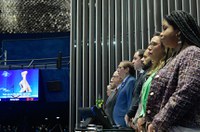 Defensoria Pública é vital para a democracia, aponta sessão especial