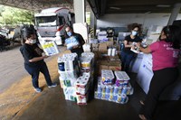 Liga do Bem envia mais dois caminhões de doações para o RS